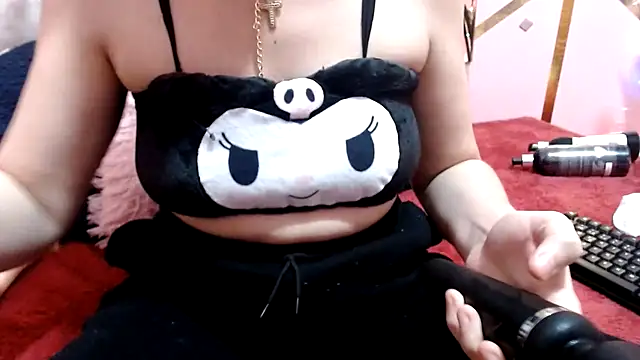 nadescomthxx online show from November 2025 03:38:01 PM