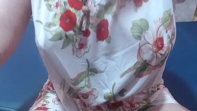 nadescomthxx online show from October 2025 03:34:02 PM