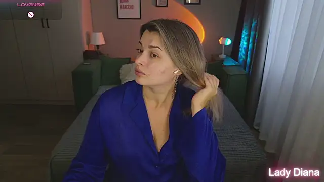 Snapshot of LancasterLady chatting on October 2025 01:12:02 PM LancasterLady online show from October 2025 01:12:02 PM