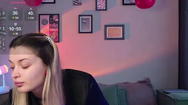 Snapshot of LancasterLady chatting on February 2025 12:43:02 PM LancasterLady online show from February 2025 12:43:02 PM
