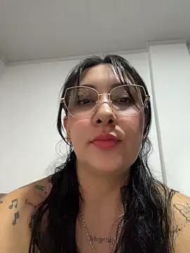 my-kitty online show from May 2026 10:24:01 PM
