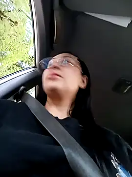 Snapshot of my-kitty chatting on November 2025 10:25:02 PM my-kitty online show from November 2025 10:25:02 PM