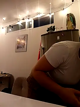 my-kitty online show from February 2026 11:56:02 PM