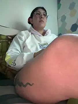 my-kitty online show from April 2026 10:50:02 PM