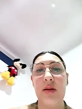 Snapshot of my-kitty chatting on November 2025 11:42:02 PM my-kitty online show from November 2025 11:42:02 PM