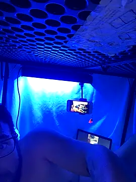 SideGhost online show from December 2025 09:22:02 AM