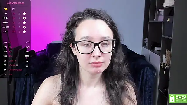 Agatta Smith online show from April 2026 11:17:01 AM