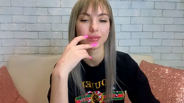 MiaMinx online show from February 2025 01:52:02 AM