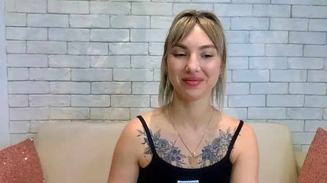 MiaMinx online show from January 2025 04:47:01 AM