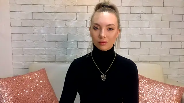 MiaMinx online show from February 2025 10:45:01 PM