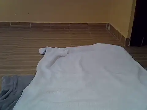 Tanaissa2 online show from December 2025 10:50:02 AM