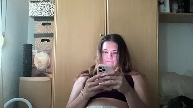 Snapshot of missykat chatting on May 2026 06:45:01 PM missykat online show from May 2026 06:45:01 PM