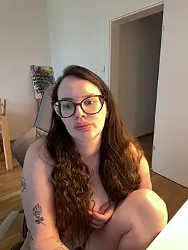 Mona-Peaches online show from May 2026 07:45:02 AM