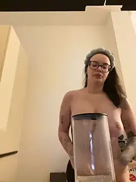Mona-Peaches online show from September 2025 07:25:01 AM