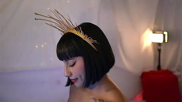 Snapshot of JulietaWinona chatting on January 2025 10:13:02 PM JulietaWinona online show from January 2025 10:13:02 PM