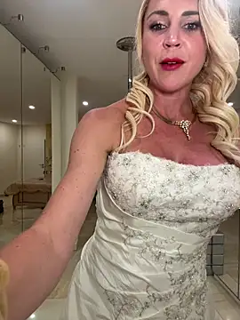 Snapshot of Kate-monroe chatting on February 2026 07:41:02 PM Kate-monroe online show from February 2026 07:41:02 PM