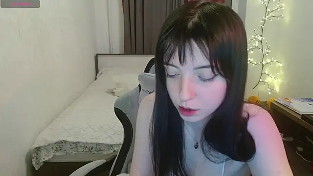 BlackyKitt online show from November 2025 04:33:02 PM