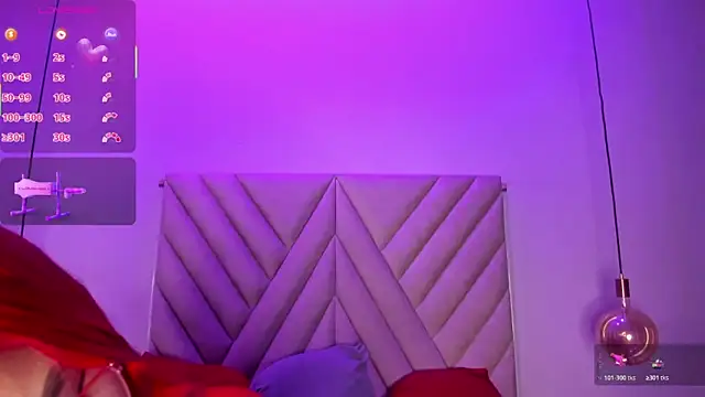 Snapshot of EmmaSwift_ chatting on October 2025 01:26:01 AM EmmaSwift online show from October 2025 01:26:01 AM