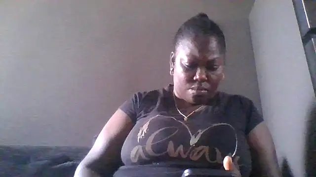 Snapshot of XgeileKutje chatting on June 2026 06:53:02 PM XgeileKutje online show from June 2026 06:53:02 PM