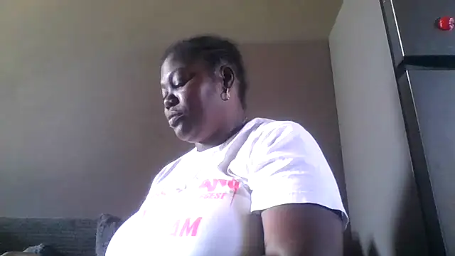 Snapshot of XgeileKutje chatting on May 2026 01:00:02 PM XgeileKutje online show from May 2026 01:00:02 PM