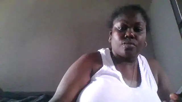 Snapshot of XgeileKutje chatting on June 2026 06:13:02 PM XgeileKutje online show from June 2026 06:13:02 PM