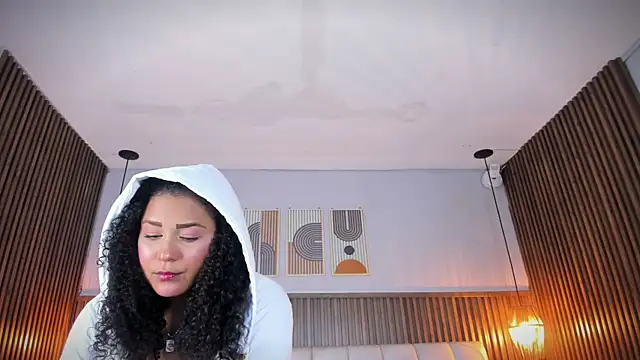 Ashleyy23x online show from June 2026 07:36:01 PM