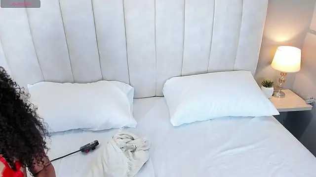 Ashleyy23x online show from September 2025 08:18:02 PM