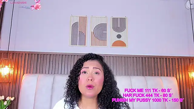 Ashleyy23x online show from June 2026 07:37:01 PM