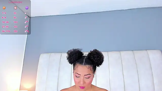 Ashleyy23x online show from November 2025 07:13:02 PM