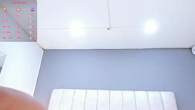 Ashleyy23x online show from November 2025 07:36:02 PM