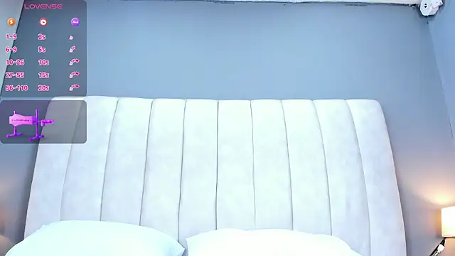 Ashleyy23x online show from October 2025 07:23:01 PM