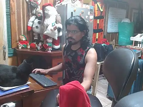 Snapshot of Dr_Pocholate84 chatting on December 2025 11:49:02 PM Dr Pocholate84 online show from December 2025 11:49:02 PM