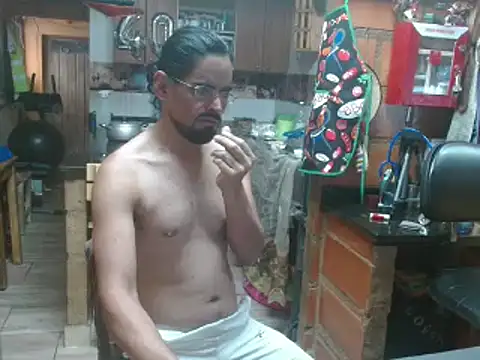 Snapshot of Dr_Pocholate84 chatting on March 2025 04:03:02 PM Dr Pocholate84 online show from March 2025 04:03:02 PM