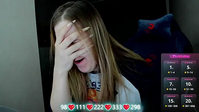 Olivia Munk online show from March 2026 03:54:01 AM