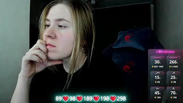 Snapshot of Olivia_Munk chatting on January 2026 04:16:02 AM Olivia Munk online show from January 2026 04:16:02 AM