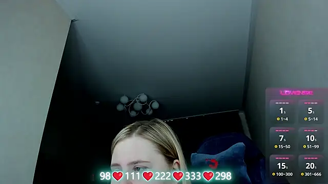 Olivia Munk online show from April 2026 07:45:01 AM