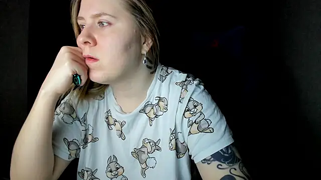 Snapshot of Olivia_Munk chatting on February 2026 07:13:01 PM Olivia Munk online show from February 2026 07:13:01 PM