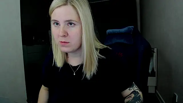 Snapshot of Olivia_Munk chatting on June 2026 03:46:02 AM Olivia Munk online show from June 2026 03:46:02 AM