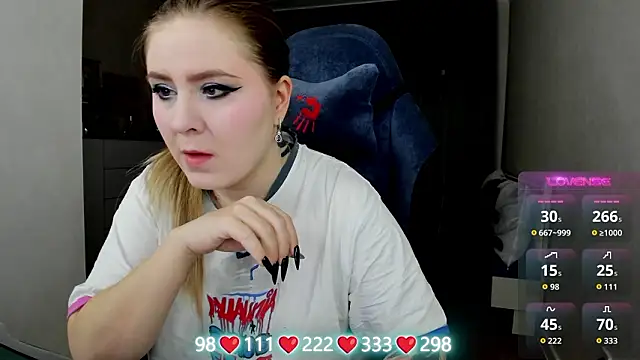 Snapshot of Olivia_Munk chatting on February 2026 04:42:01 AM Olivia Munk online show from February 2026 04:42:01 AM