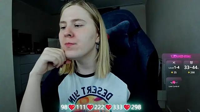 Olivia Munk online show from April 2026 04:54:02 PM