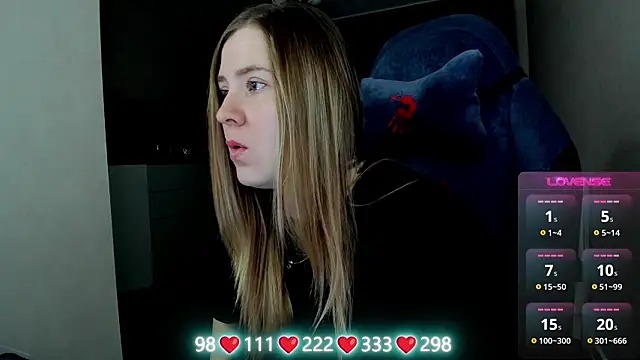 Olivia Munk online show from March 2026 03:53:02 AM