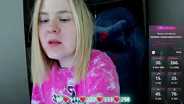 Olivia Munk online show from April 2026 03:45:02 AM