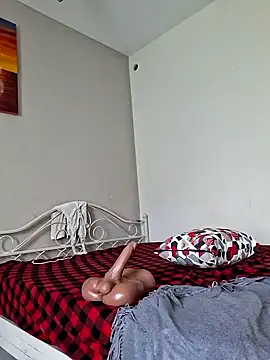 Kamdollie online show from April 2026 06:42:01 AM