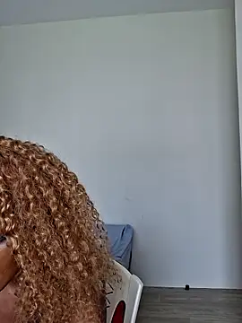 Kamdollie online show from October 2025 08:44:02 AM