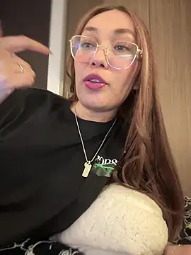 Snapshot of MichelleFerry_ chatting on February 2025 07:47:02 AM MichelleFerry online show from February 2025 07:47:02 AM