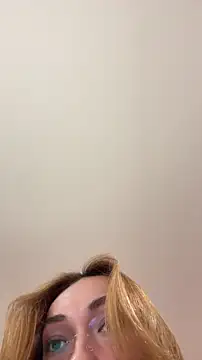 MichelleFerry  online show from October 2025 02:22:02 AM