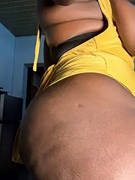 sweet1111 online show from January 2026 10:49:02 PM