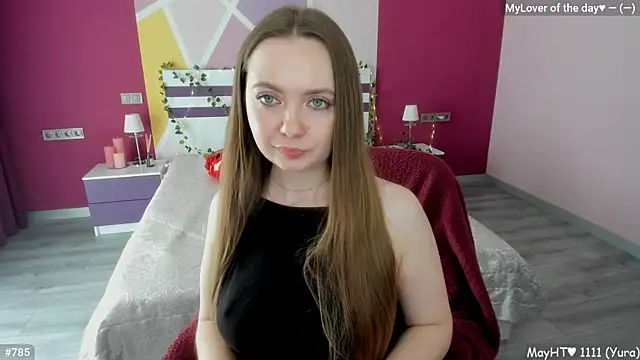 Snapshot of LizaGost chatting on May 2026 11:28:01 AM LizaGost online show from May 2026 11:28:01 AM