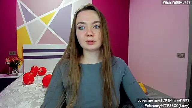 Snapshot of LizaGost chatting on February 2025 03:43:01 PM LizaGost online show from February 2025 03:43:01 PM