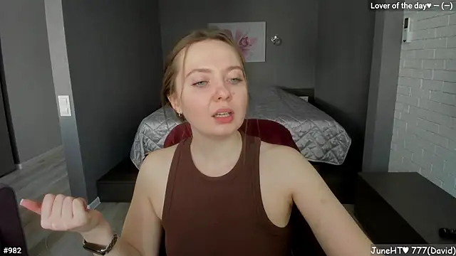 Snapshot of LizaGost chatting on June 2026 11:49:02 AM LizaGost online show from June 2026 11:49:02 AM